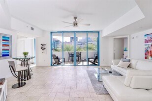 333 Las Olas Way, Unit 404 in Fort Lauderdale, FL - Building Photo
