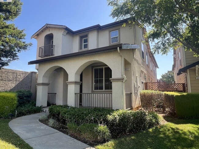 property at 3127 Puffin Cir
