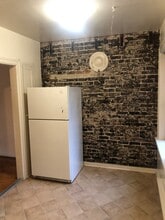 Amherst in Seattle, WA - Building Photo - Building Photo