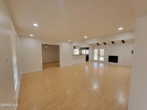 6836 Orizaba Ave in El Paso, TX - Building Photo - Building Photo
