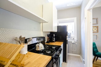 1660 N Gaylord St in Denver, CO - Building Photo - Building Photo