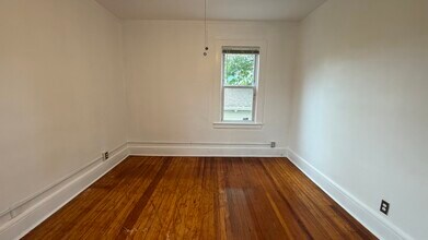 33 Jefferson Ave, Unit 1FL in Bloomfield, NJ - Building Photo - Building Photo