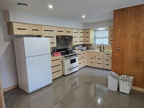 6414 Neff St in Houston, TX - Building Photo - Building Photo