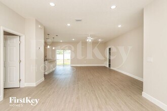 541 Fellenz St in Palm Bay, FL - Building Photo - Building Photo