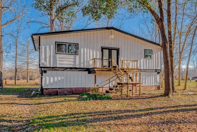 492 Trinity Rd in Dayton, TX - Building Photo - Building Photo