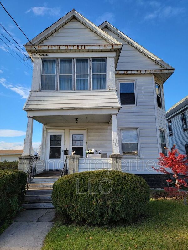 property at 305 Altamont Ave