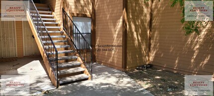 1672 W Park Wood Ln in Tucson, AZ - Building Photo - Building Photo