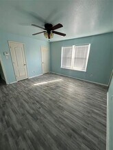 7073 Wax Berry Dr in Dallas, TX - Building Photo - Building Photo