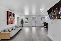 4740 SW 7th St in Coral Gables, FL - Building Photo - Building Photo