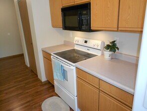 510 5th St, Unit C in Coralville, IA - Foto de edificio - Building Photo