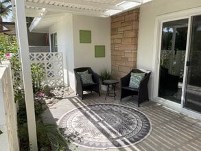 37555 Palo Verde Dr in Cathedral City, CA - Foto de edificio - Building Photo