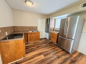 705 N Johnson St in Sulphur, LA - Building Photo - Building Photo