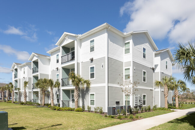 Onshore in Daytona Beach, FL - Foto de edificio - Building Photo