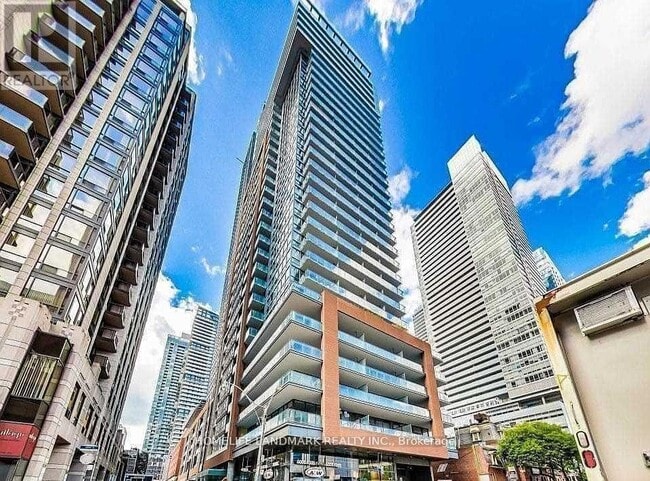 property at 8 Mercer St