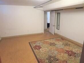 17 Putnam Ave, Unit A in Cambridge, MA - Building Photo - Building Photo