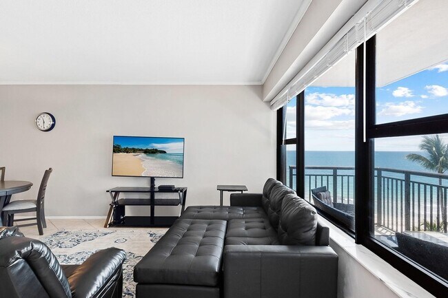 3800 Galt Ocean Dr, Unit 607 in Fort Lauderdale, FL - Foto de edificio - Building Photo