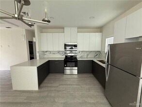 212 Lauryn Dr in San Juan, TX - Building Photo - Building Photo