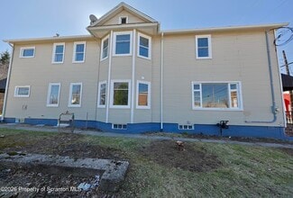 318 W Main St in Plymouth, PA - Building Photo - Building Photo