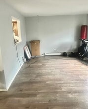8828 N Leslie Ln in Des Plaines, IL - Building Photo - Building Photo