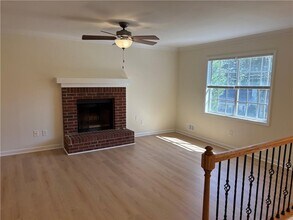 1045 Coker Cir NW in Kennesaw, GA - Building Photo - Building Photo