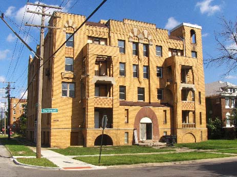 Sturtevant Apartments in Detroit, MI - Foto de edificio