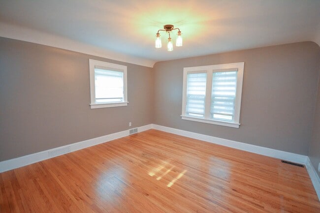 property at 1135 1st St NW