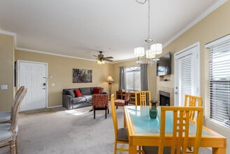 15095 N Thompson Peak Pkwy in Scottsdale, AZ - Building Photo - Building Photo