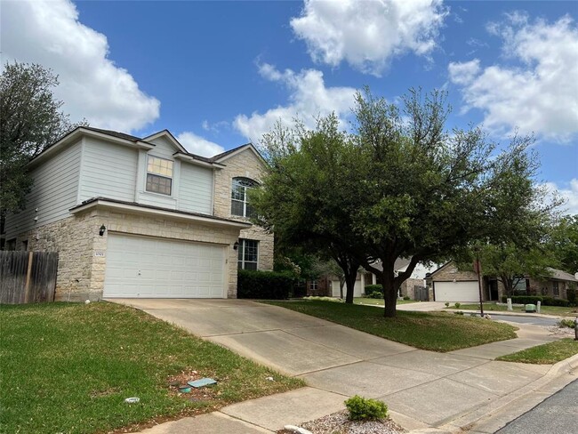 10501 Dunham Forest Rd in Austin, TX - Foto de edificio - Building Photo