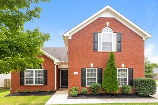 4020 Sequoia Trail in Spring Hill, TN - Building Photo