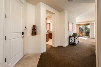 10260 E White Feather Ln in Scottsdale, AZ - Building Photo - Building Photo
