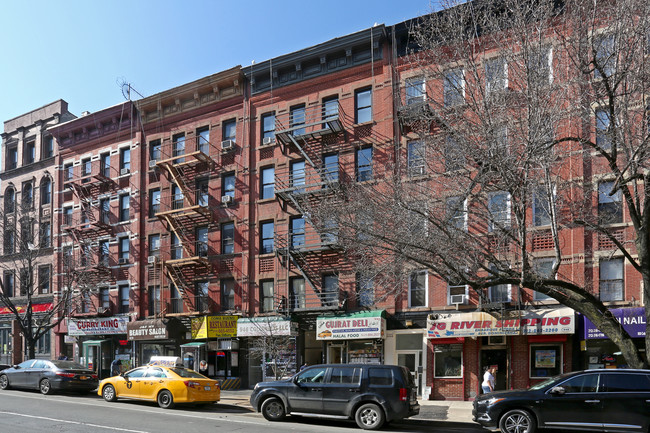 946 Columbus Ave in New York, NY - Foto de edificio - Building Photo