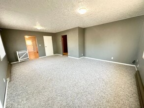 201 S Locust St in Ellensburg, WA - Building Photo - Building Photo