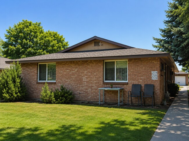 property at 2514 E Sinto Ave