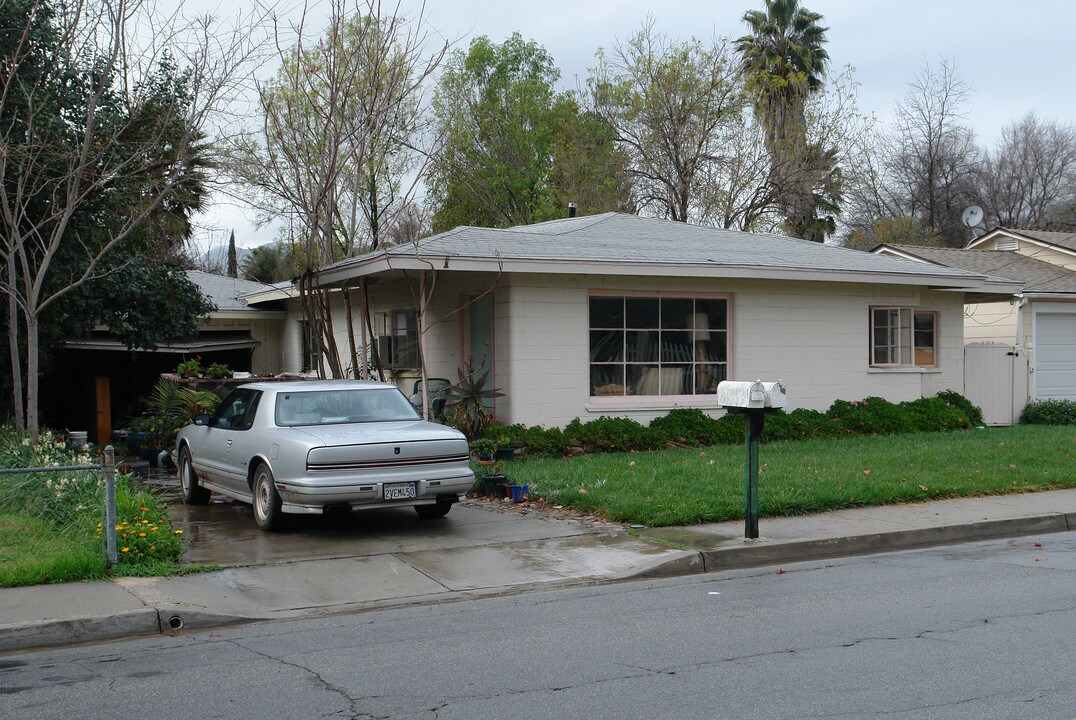 303-303.5 Park Rd in Ojai, CA - Building Photo