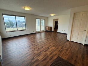 4924 N Pearl St in Tacoma, WA - Building Photo - Building Photo