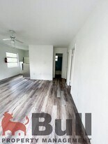 1032 W Jefferson St in Orlando, FL - Building Photo