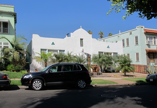 1543 N Commonwealth Ave in Los Angeles, CA - Foto de edificio - Building Photo
