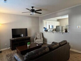 70 Townhouse Ct in Sumter, SC - Building Photo