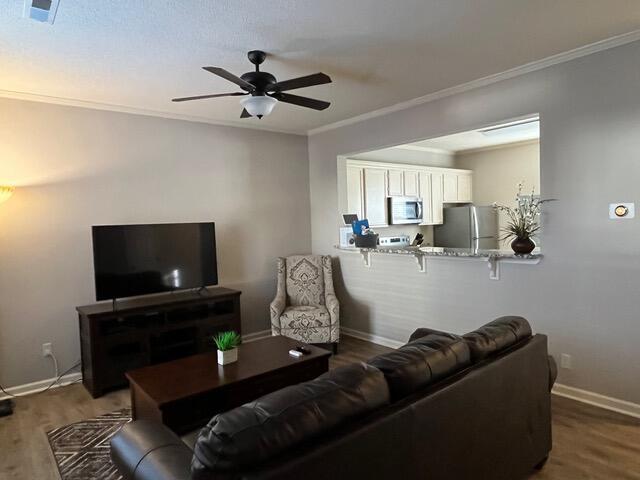 property at 70 Townhouse Ct