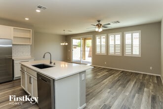7880 Forspence Ct in Las Vegas, NV - Building Photo - Building Photo