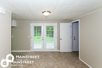 1101 W Adrian Cir SW in Conyers, GA - Building Photo - Building Photo