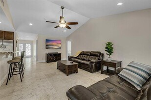 13666 Exotica Ln in Wellington, FL - Building Photo