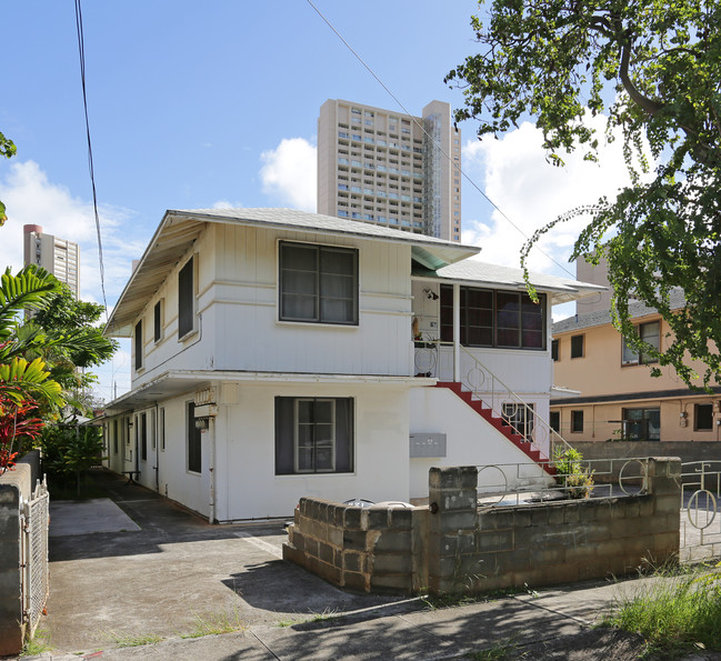 621 Coolidge St in Honolulu, HI - Building Photo - Building Photo