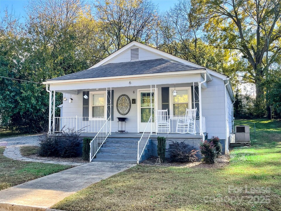 6 Frances St in Rock Hill, SC - Building Photo