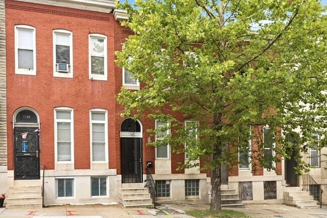 property at 2546 W Baltimore St