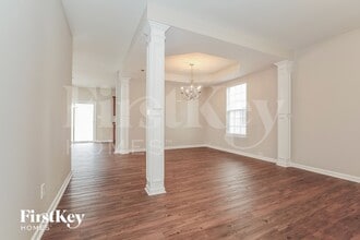 3969 Creekmoore Dr in Winston-Salem, NC - Foto de edificio - Building Photo