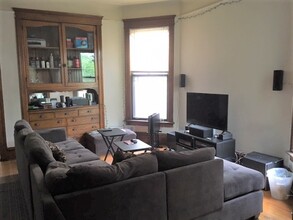 3218 N Seminary Ave in Chicago, IL - Building Photo - Building Photo