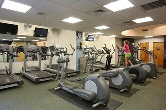 44 Washington St in Brookline, MA - Building Photo - Building Photo