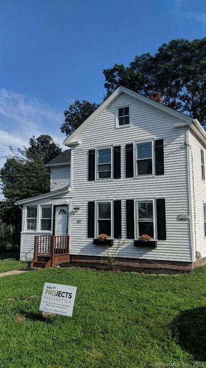 23 Pearl St in Manchester, CT - Foto de edificio