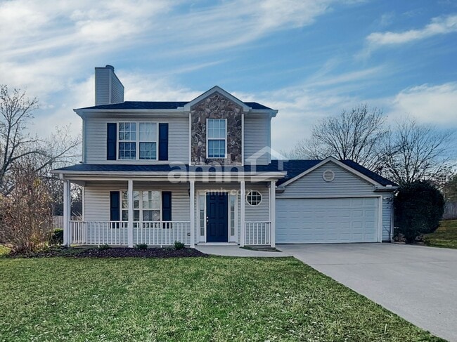 property at 2925 Hampton Valley Dr SE